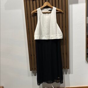 Banana Republic Cream Pleated Midi Dress